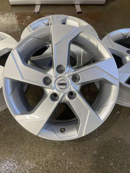 Alloy wheels Nissan Originaal